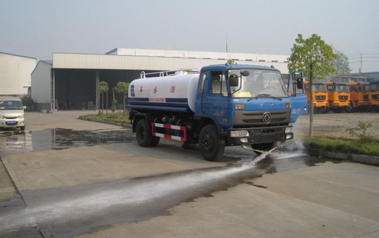 東風(fēng)153<a href=http://m.njsjdq.com/ssc target=_blank class=infotextkey>灑水車</a>測試圖片