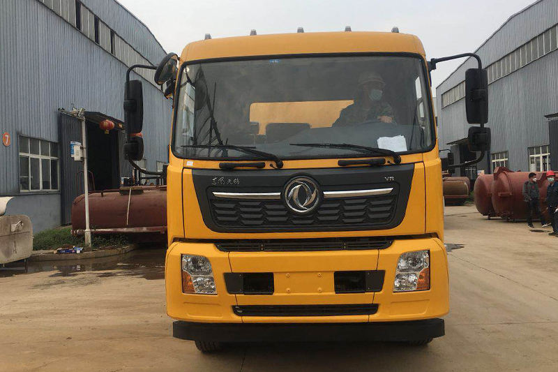 東風天錦國六 12方 吸污車圖片4