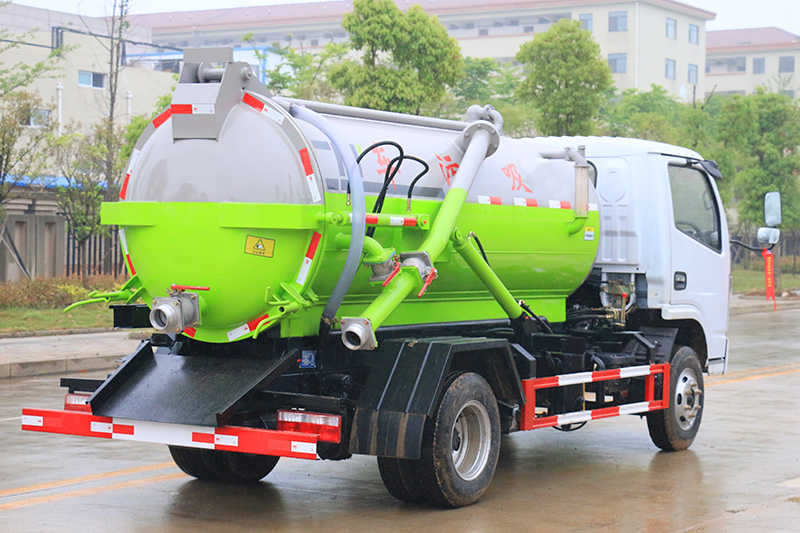 小福瑞卡國(guó)六 5方 吸污車圖片4